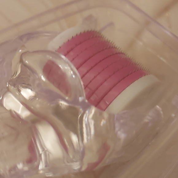 MIcroneedle Facial Roller w/540 .25mm needles Minimize Wrinkles Scars Fine Lines - Picture 12 of 14